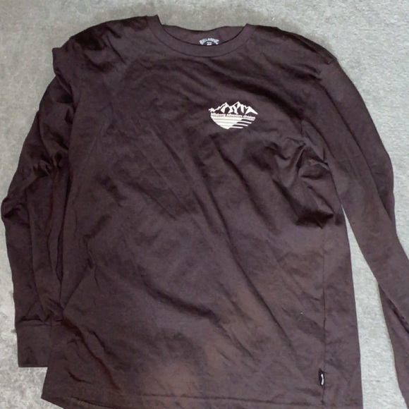 Billabong Other - Billabong Men's Long Sleeve Tee - Black with White Mountain Graphic